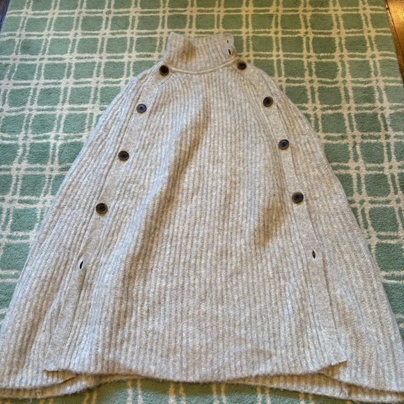 J. Crew Jackets & Blazers - NWOT J Crew sweater cape:S/M